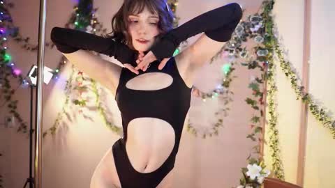 Snapshot of shiny_jail chatting on September 19, 8:53 pm JennyMira   THANK YOU FOR 77 777  online show from September 19, 8:53 pm