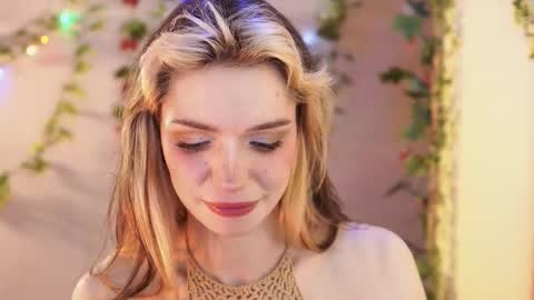 Snapshot of shiny_jail chatting on September 26, 5:28 pm JennyMira   THANK YOU FOR 77 777  online show from September 26, 5:28 pm