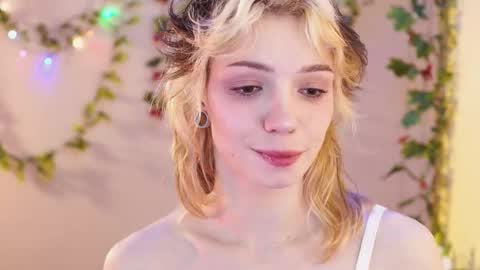 Snapshot of shiny_jail chatting on October 29, 12:02 am JennyMira   THANK YOU FOR 77 777  online show from October 29, 12:02 am