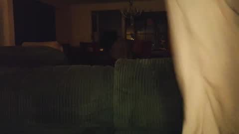 Snapshot of shinyandused chatting on December 15, 3:11 am shinyandused online show from December 15, 3:11 am