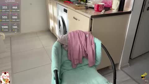 Im Lilu Rosenblum  Guys I have   ----Ill be glad to see you there online show from December 21, 11:17 am