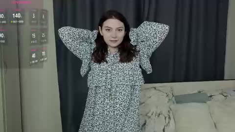 Breanna online show from April 18, 1:42 am