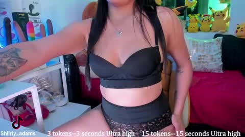 Snapshot of shirly_adamsss chatting on May 30, 8:00 am Shirley Freelance Model online show from May 30, 8:00 am