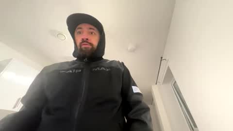 Shady online show from February 23, 11:24 pm