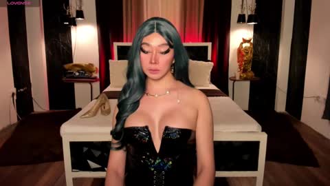 WET AND WILD YHANNA online show from December 18, 3:37 am