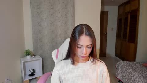 Snapshot of shkendall chatting on February 11, 1:41 pm  kendal  online show from February 11, 1:41 pm