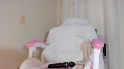 Snapshot of shkendall chatting on February 20, 6:02 pm  kendal  online show from February 20, 6:02 pm