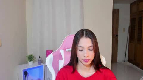 Snapshot of shkendall chatting on March 4, 1:49 pm  kendal  online show from March 4, 1:49 pm