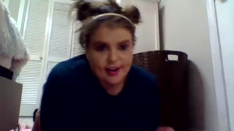 shmooinaround online show from December 24, 12:22 am