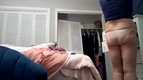 shmooinaround online show from November 21, 12:04 pm