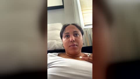 Snapshot of shockingtitz chatting on April 26, 7:11 pm spanish princess online show from April 26, 7:11 pm
