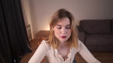 Agatha online show from September 14, 1:10 pm