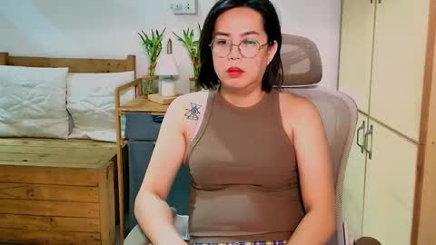 Snapshot of shootingcumts chatting on May 12, 1:14 am Mori online show from May 12, 1:14 am