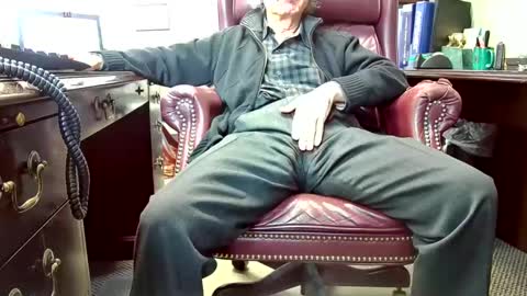 Snapshot of shootme69 chatting on February 3, 5:24 pm nikolas send dm for an appointment online show from February 3, 5:24 pm