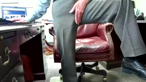 Snapshot of shootme69 chatting on February 20, 7:52 pm nikolas send dm for an appointment online show from February 20, 7:52 pm