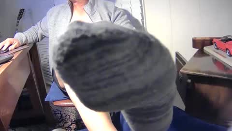 Snapshot of shootme69 chatting on February 22, 1:33 am nikolas send dm for an appointment online show from February 22, 1:33 am