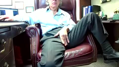 Snapshot of shootme69 chatting on February 25, 1:17 pm nikolas send dm for an appointment online show from February 25, 1:17 pm