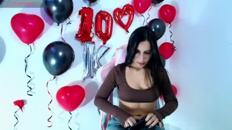 Snapshot of shopiaa_m chatting on August 6, 6:26 am Sophia ONLYFANS online show from August 6, 6:26 am