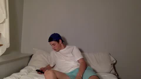 shortiesn40s online show from October 7, 4:20 am