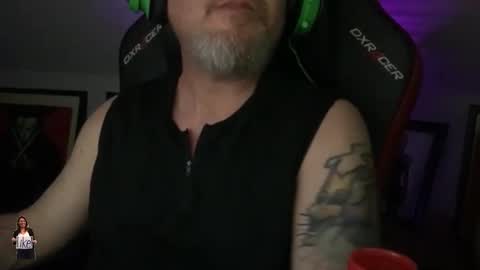 Snapshot of shotcaller411 chatting on January 25, 7:28 am shotcaller411 online show from January 25, 7:28 am