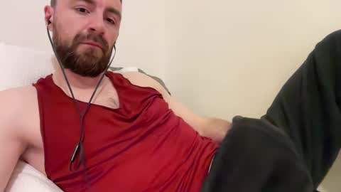 Snapshot of show_jizzness chatting on March 8, 8:46 pm show_jizzness online show from March 8, 8:46 pm