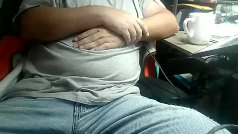 Snapshot of show_off_89 chatting on December 1, 3:39 pm show_off_89 online show from December 1, 3:39 pm