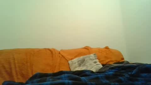 showherenow online show from April 4, 6:44 am