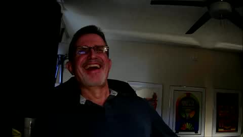 Snapshot of shrewtamer chatting on February 1, 10:55 pm shrewtamer online show from February 1, 10:55 pm