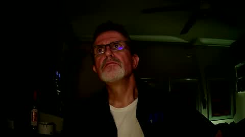 Snapshot of shrewtamer chatting on September 26, 2:37 am shrewtamer online show from September 26, 2:37 am