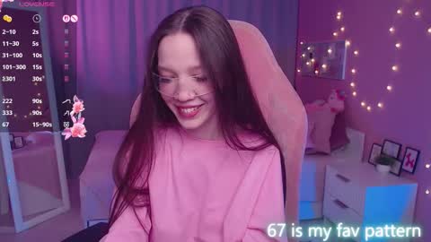 Neila online show from March 25, 2:23 pm