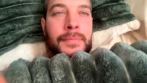 YeahBoi420 online show from February 1, 4:44 pm