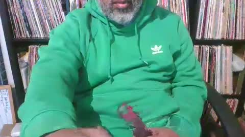 Snapshot of shy333 chatting on January 14, 2:11 pm SHY333 online show from January 14, 2:11 pm