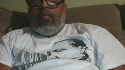 Snapshot of shy333 chatting on October 28, 6:06 am SHY333 online show from October 28, 6:06 am