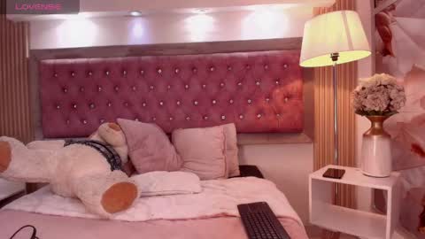 cherry online show from April 14, 3:18 pm