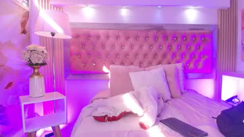 cherry online show from April 23, 1:13 pm