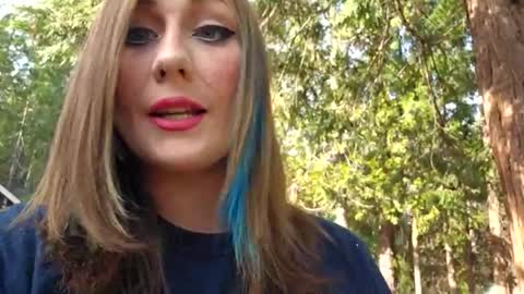 Snapshot of shy_college_girl chatting on December 15, 7:18 pm Aurora Wolfe Shy College Girl Top 16 of all OF Creators online show from December 15, 7:18 pm