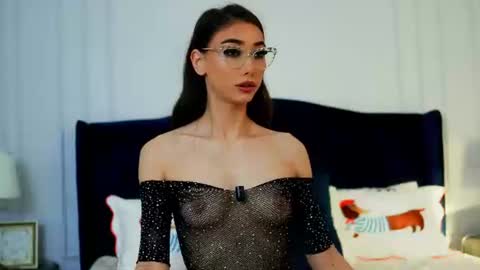 Snapshot of shy_eveline chatting on June 23, 4:10 am shy_eveline online show from June 23, 4:10 am
