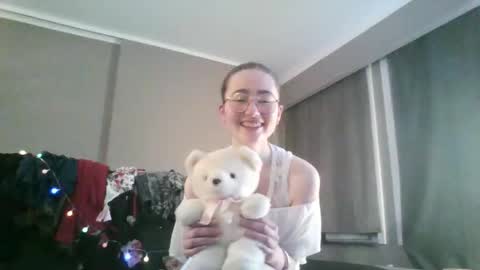 Shy Night Bat online show from March 29, 12:43 am