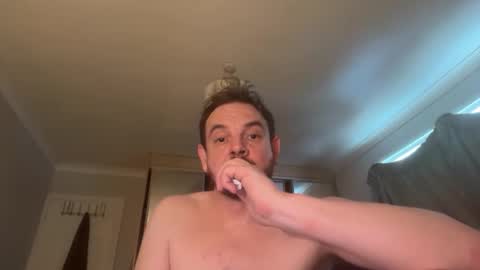 Snapshot of shyb35 chatting on November 19, 10:04 am shyb35 online show from November 19, 10:04 am