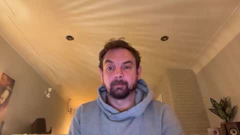 Snapshot of shyb35 chatting on December 4, 8:50 pm shyb35 online show from December 4, 8:50 pm