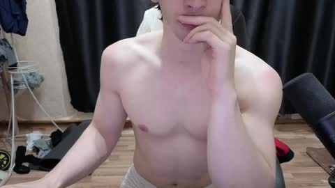Snapshot of shydarkof60 chatting on May 19, 5:14 am Georgiy online show from May 19, 5:14 am