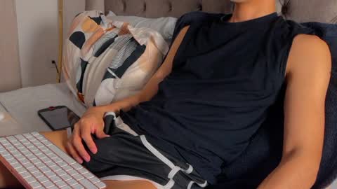 shydude666 online show from December 17, 7:31 pm