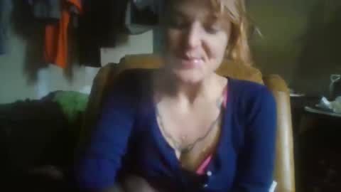 Snapshot of shyesiren chatting on November 16, 7:03 am shyesiren online show from November 16, 7:03 am