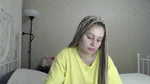 Eva online show from October 31, 2:51 pm