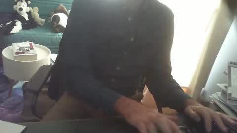 shyfrenchcock online show from October 30, 2:18 pm