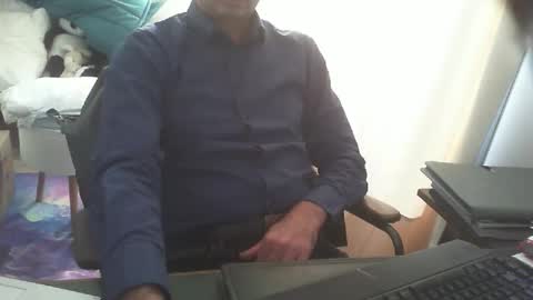 shyfrenchcock online show from December 1, 2:33 pm