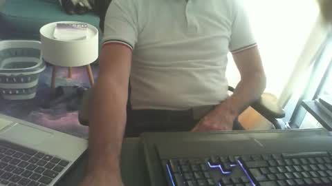 shyfrenchcock online show from June 1, 12:29 pm