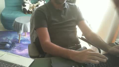 shyfrenchcock online show from June 5, 7:47 am