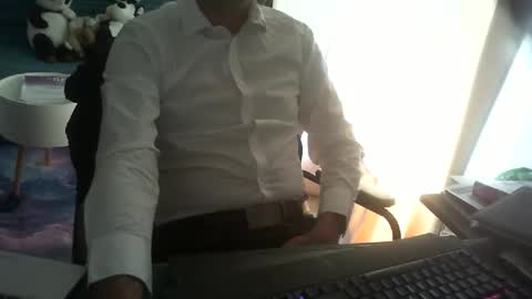 shyfrenchcock online show from June 8, 7:42 am