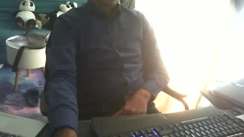 shyfrenchcock online show from June 29, 8:31 am